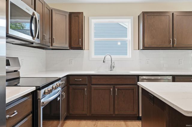 10243 Tirian Place, Fort Wayne, IN 46835