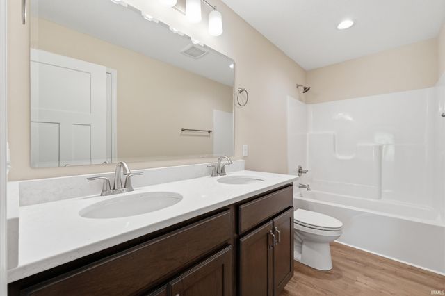 10243 Tirian Place, Fort Wayne, IN 46835
