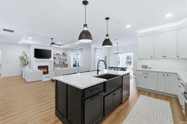 17890 Hutt Ridge Court, Huntertown, IN 46748