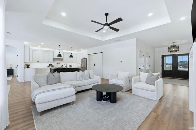 17890 Hutt Ridge Court, Huntertown, IN 46748