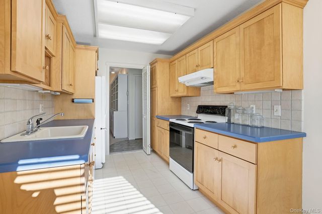 140 Heritage Hills A, Somers, NY 10589