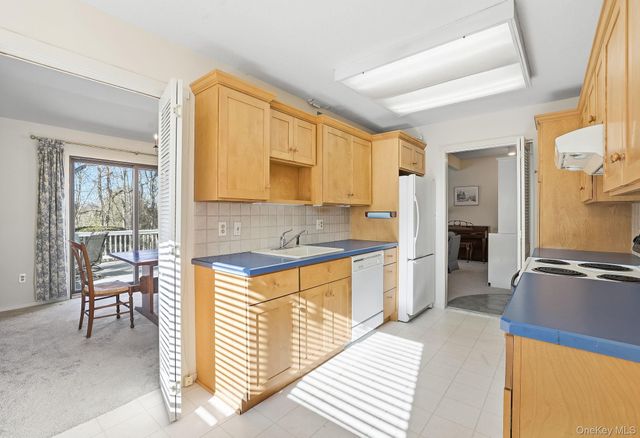 140 Heritage Hills A, Somers, NY 10589