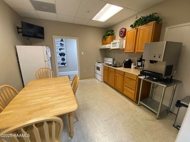 395 High Meadows Boulevard, Lafayette, LA 70507