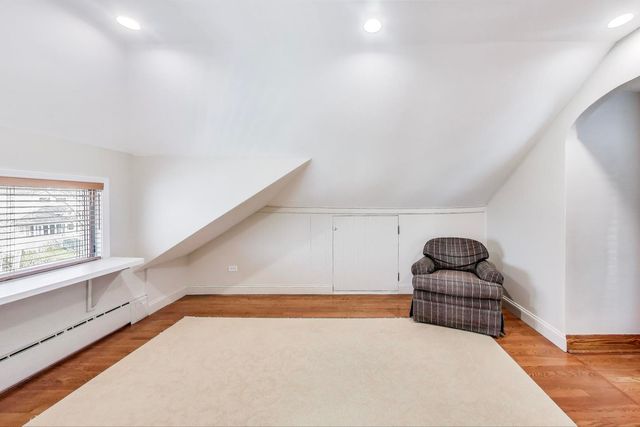 3237 Sunnyside Avenue, Brookfield, IL 60513