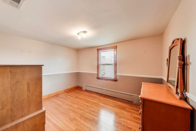 3237 Sunnyside Avenue, Brookfield, IL 60513