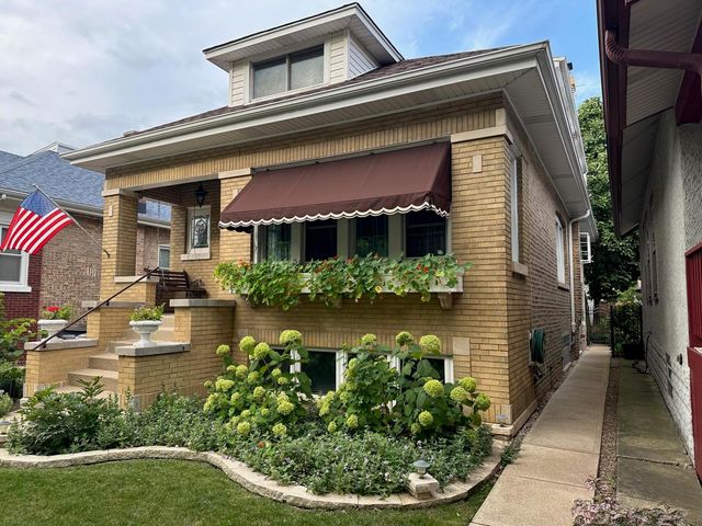 3237 Sunnyside Avenue, Brookfield, IL 60513