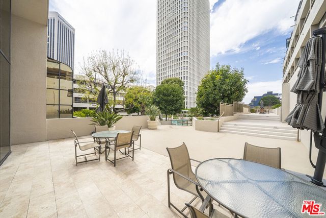 121 S Hope Street 517, Los Angeles, CA 90012