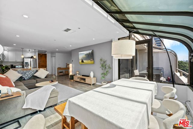 121 S Hope Street 517, Los Angeles, CA 90012