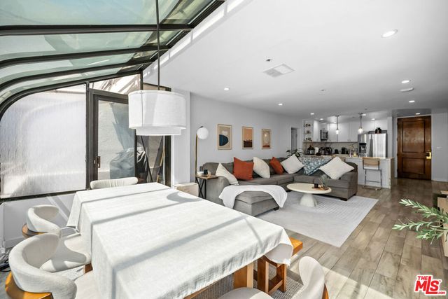 121 S Hope Street 517, Los Angeles, CA 90012
