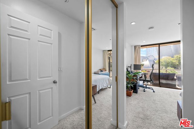 121 S Hope Street 517, Los Angeles, CA 90012