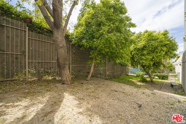 121 S Hope Street 517, Los Angeles, CA 90012