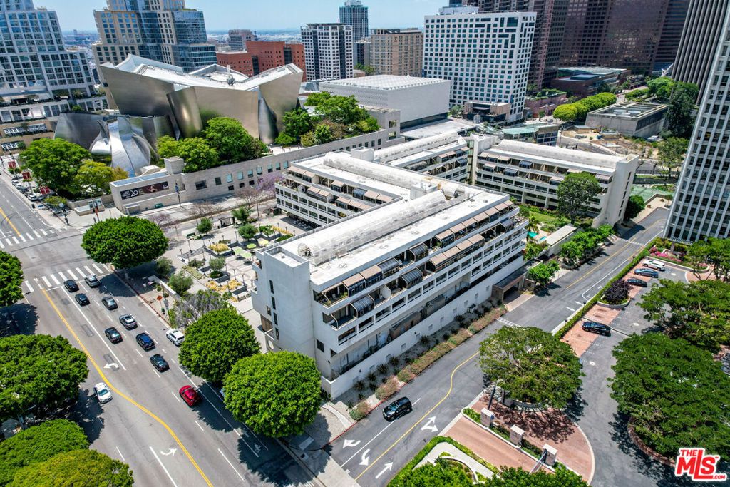 121 S Hope Street 517, Los Angeles, CA 90012