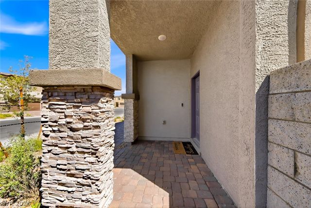 8335 Meridian Ridge Avenue, Las Vegas, NV 89147