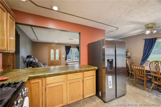 8014 Ridge Way, Georgetown, IN 47122