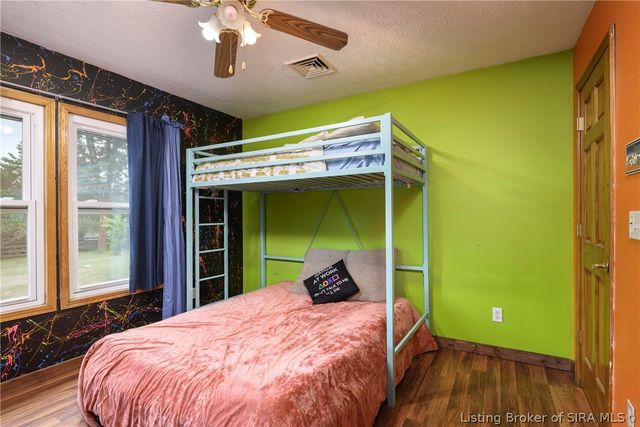8014 Ridge Way, Georgetown, IN 47122