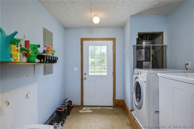 8014 Ridge Way, Georgetown, IN 47122