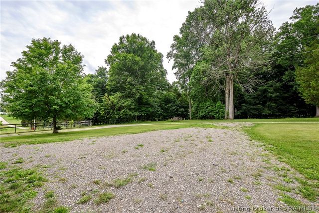 8014 Ridge Way, Georgetown, IN 47122