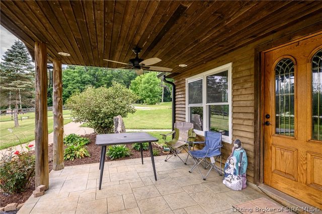8014 Ridge Way, Georgetown, IN 47122