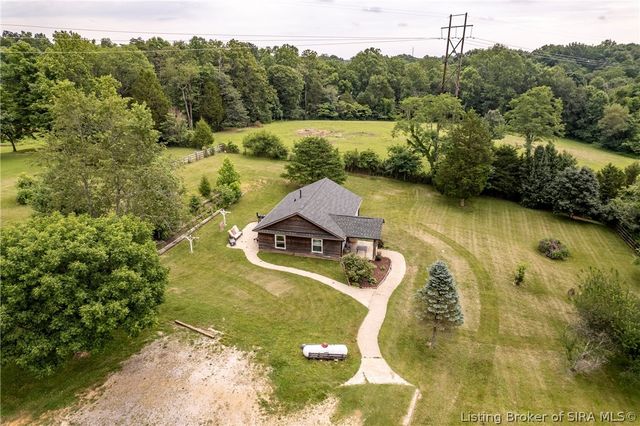 8014 Ridge Way, Georgetown, IN 47122