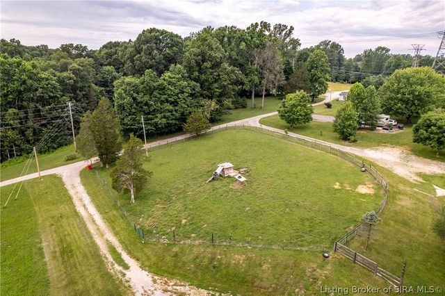8014 Ridge Way, Georgetown, IN 47122