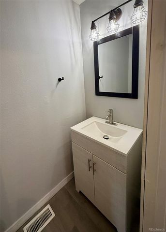 44 S Nome Street, Aurora, CO 80012