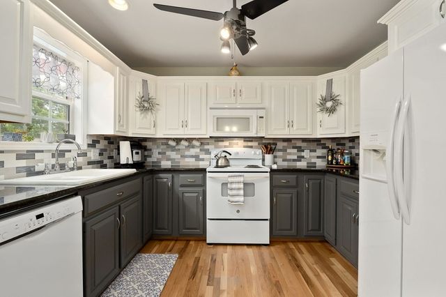 3639 Castlebrooke Ln, Cookeville, TN 38501