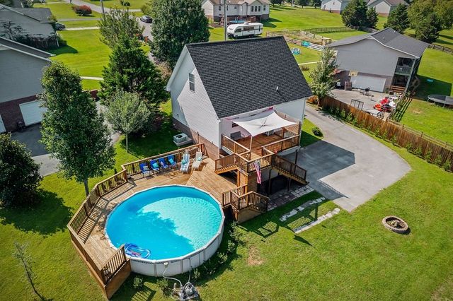 3639 Castlebrooke Ln, Cookeville, TN 38501