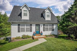 3639 Castlebrooke Ln, Cookeville, TN 38501