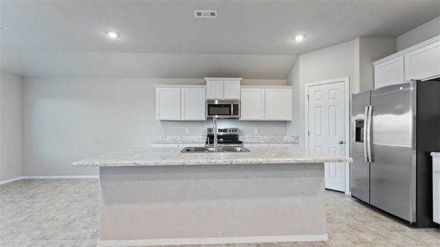 2812 Reynolds Street, Pea Ridge, AR 72751