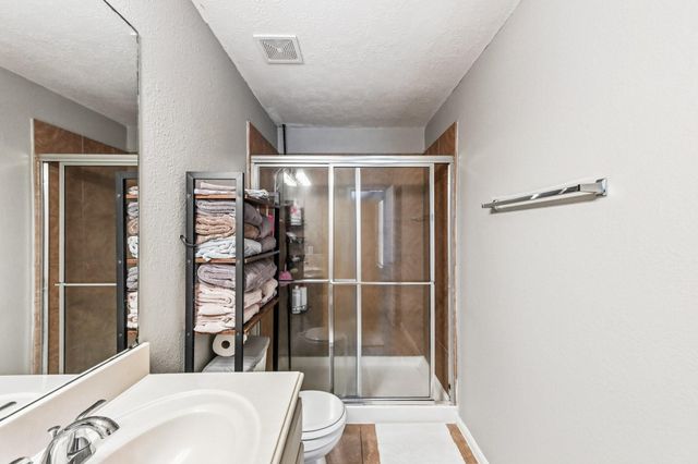 3834 Jewel Point Drive, Spring, TX 77386