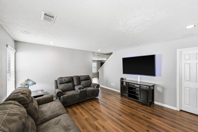 3834 Jewel Point Drive, Spring, TX 77386