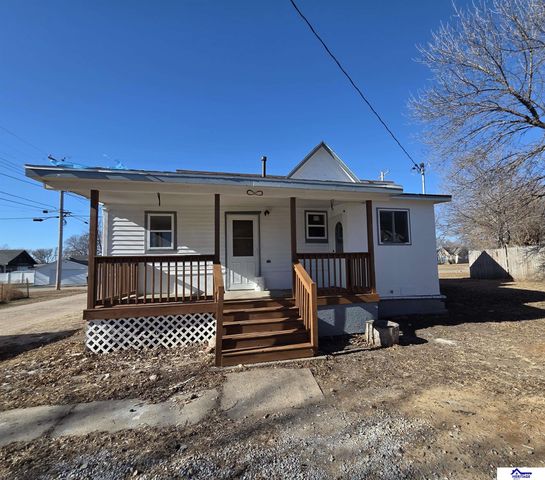 520 N Academy Avenue, York, NE 68467