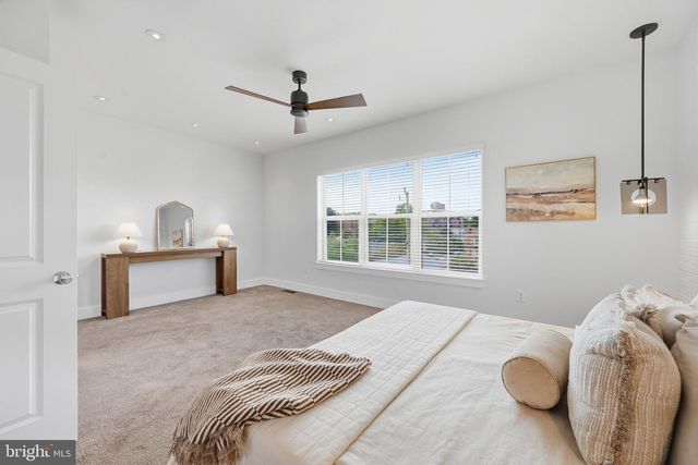 1739 13TH ST S, Arlington, VA 22204