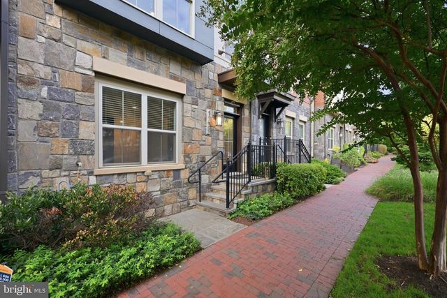 1739 13TH ST S, Arlington, VA 22204