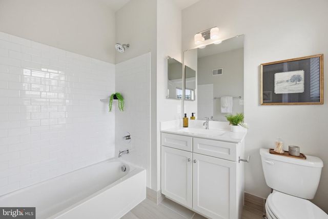 1739 13TH ST S, Arlington, VA 22204