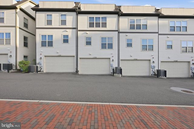 1739 13TH ST S, Arlington, VA 22204