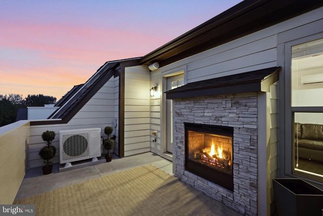 1739 13TH ST S, Arlington, VA 22204