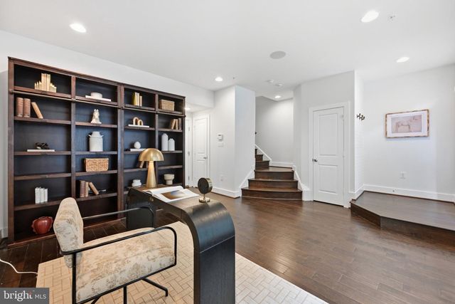 1739 13TH ST S, Arlington, VA 22204