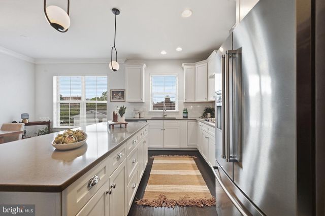 1739 13TH ST S, Arlington, VA 22204