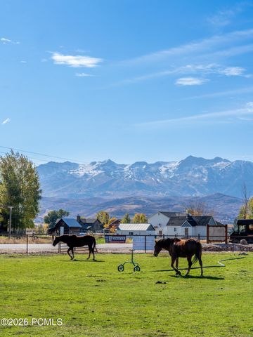 152 N 8750, Huntsville, UT 84317