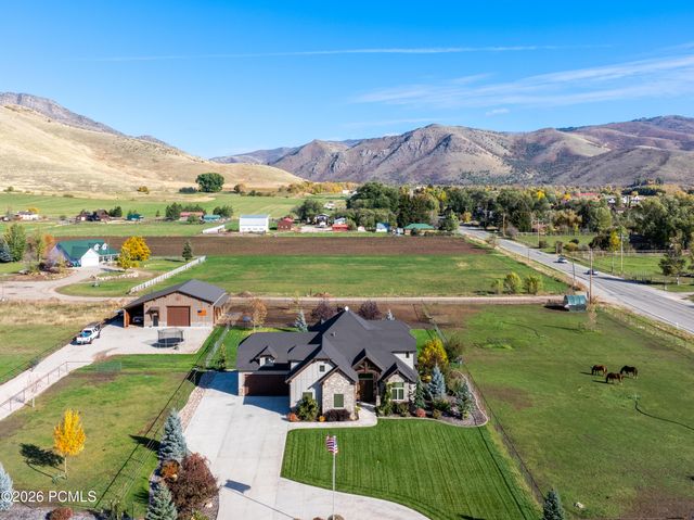 152 N 8750, Huntsville, UT 84317