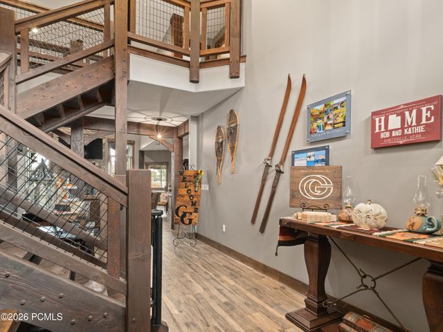 152 N 8750, Huntsville, UT 84317