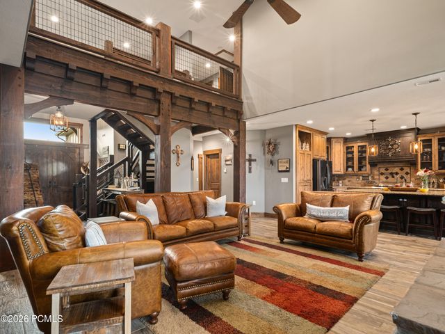 152 N 8750, Huntsville, UT 84317