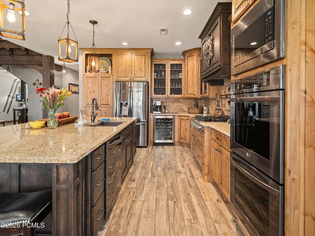 152 N 8750, Huntsville, UT 84317