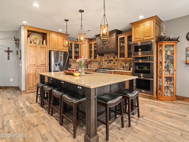 152 N 8750, Huntsville, UT 84317