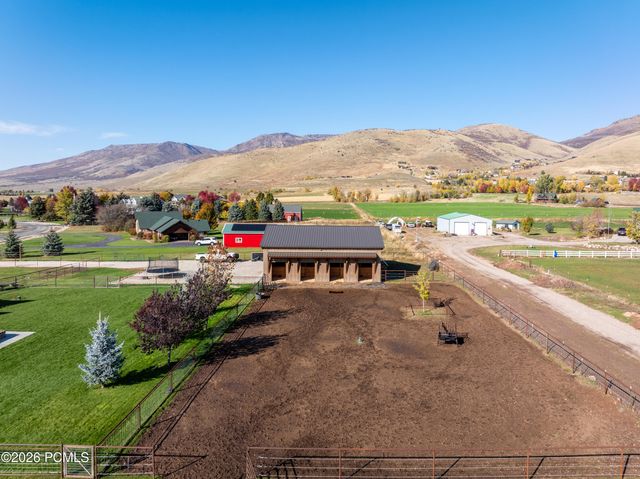 152 N 8750, Huntsville, UT 84317