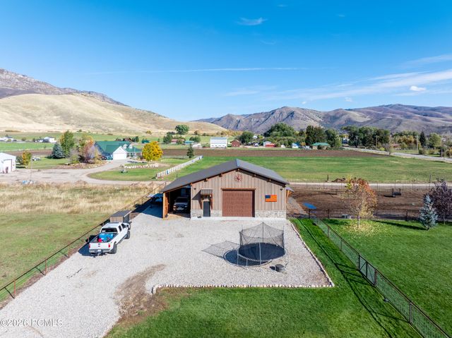 152 N 8750, Huntsville, UT 84317