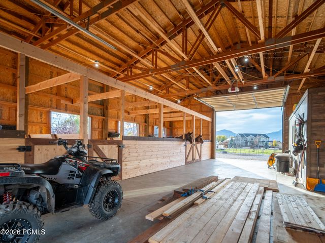 152 N 8750, Huntsville, UT 84317