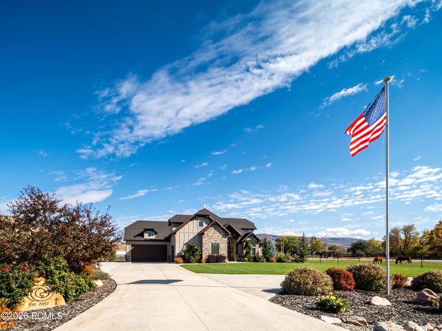 152 N 8750, Huntsville, UT 84317