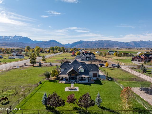 152 N 8750, Huntsville, UT 84317